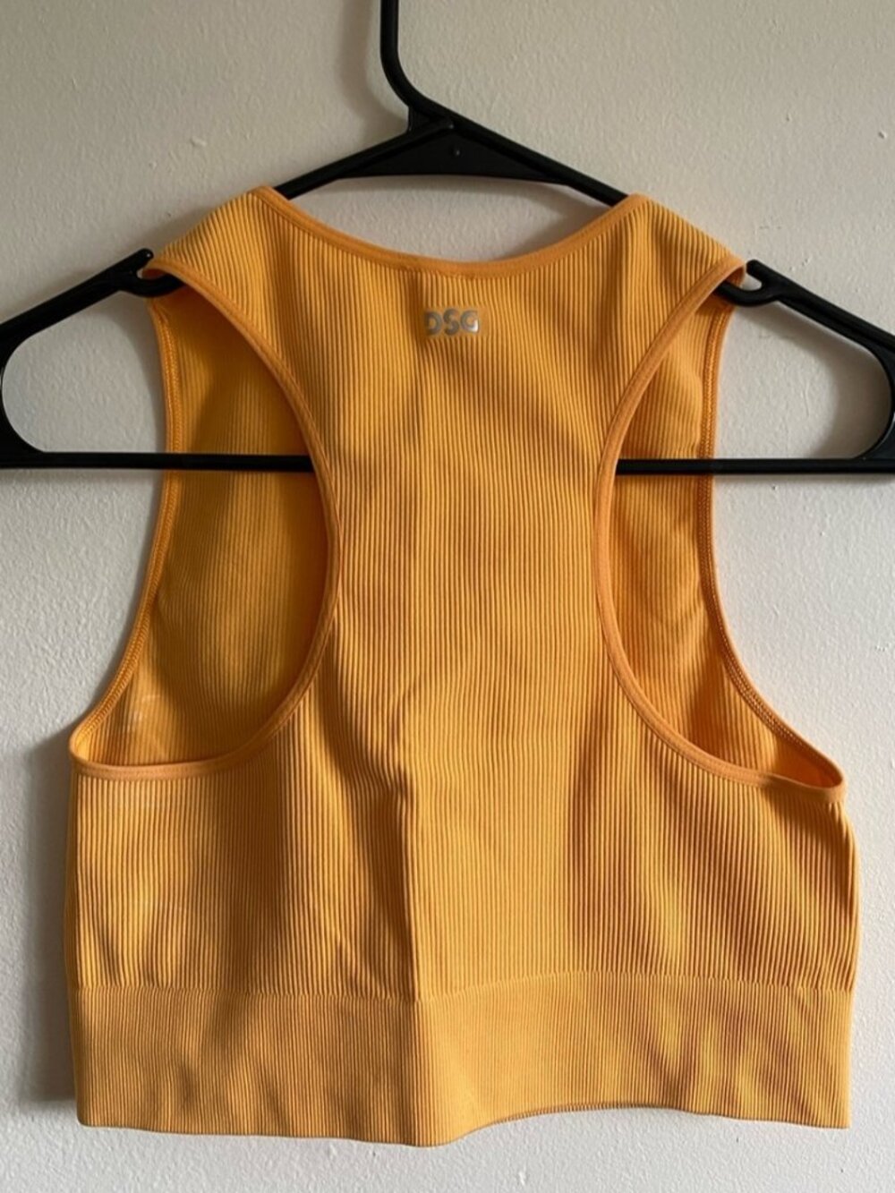 Orange crop top - Picture 2 of 2